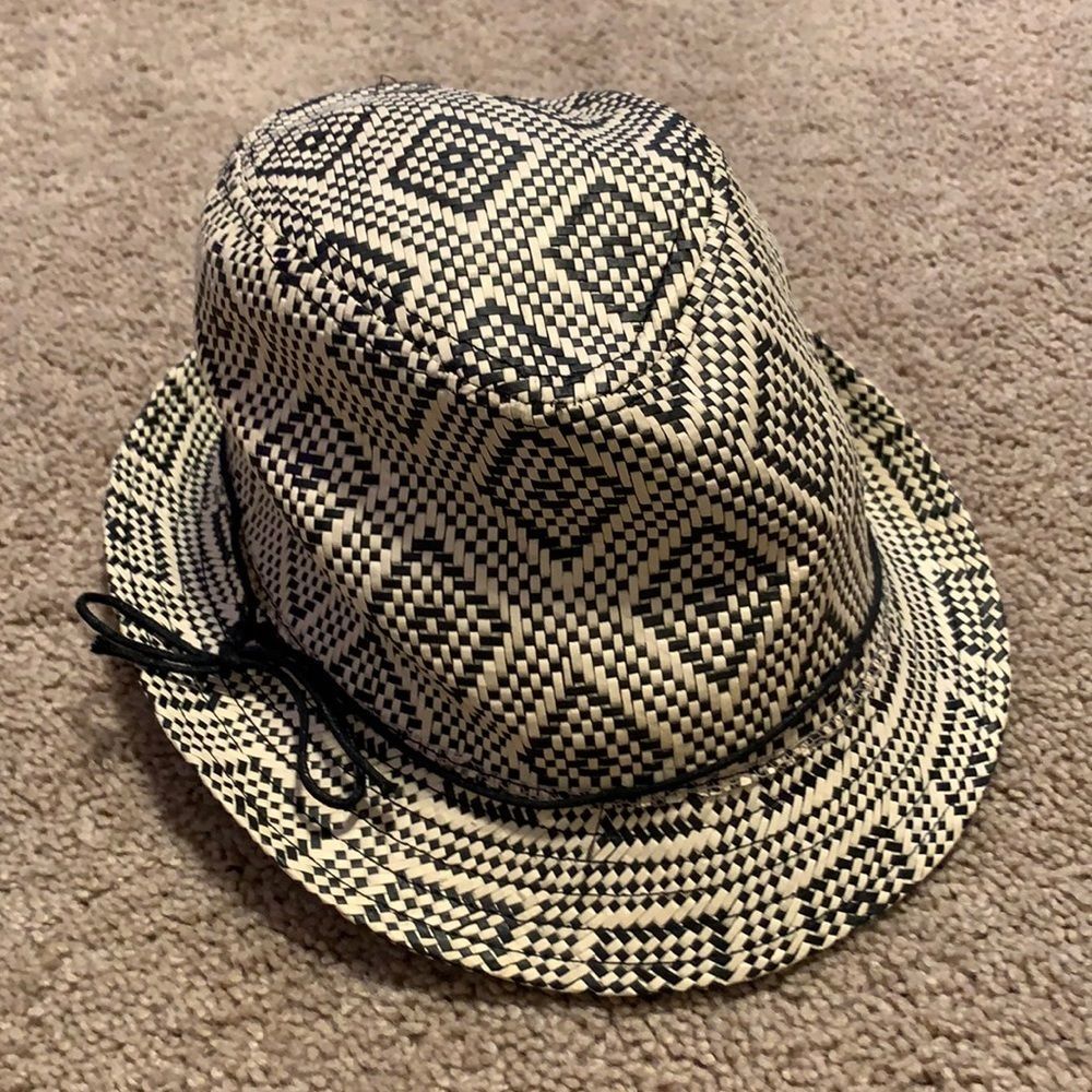 Black & Cream Patterned Fedora